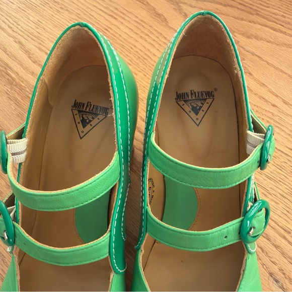 John Fluevog Operetta Vibrant Green Double Strap Heels - Picture 7 of 10